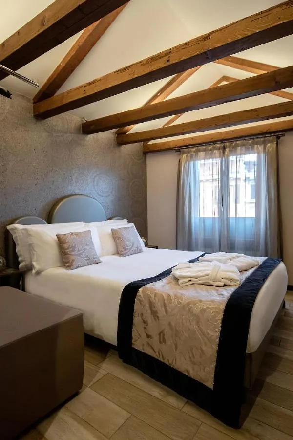 Alle Guglie Boutique Hotel Venedik