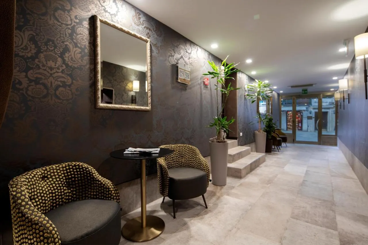 ***  Alle Guglie Boutique Hotel Venedik İtalya