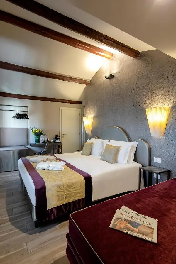 Alle Guglie Boutique Hotel Venice Italy