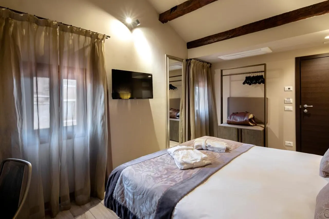 Alle Guglie Boutique Hotel Venedik 3*,
