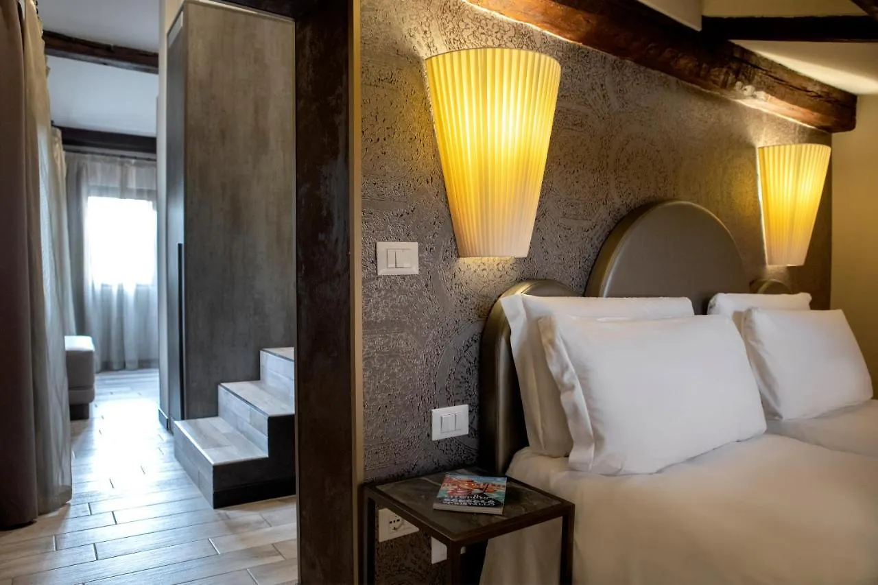 Alle Guglie Boutique Hotel Venice Italy