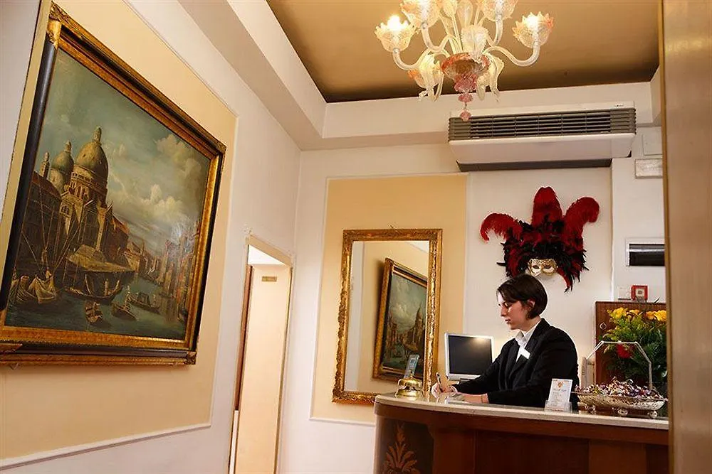 Alle Guglie Boutique Hotel Venedik